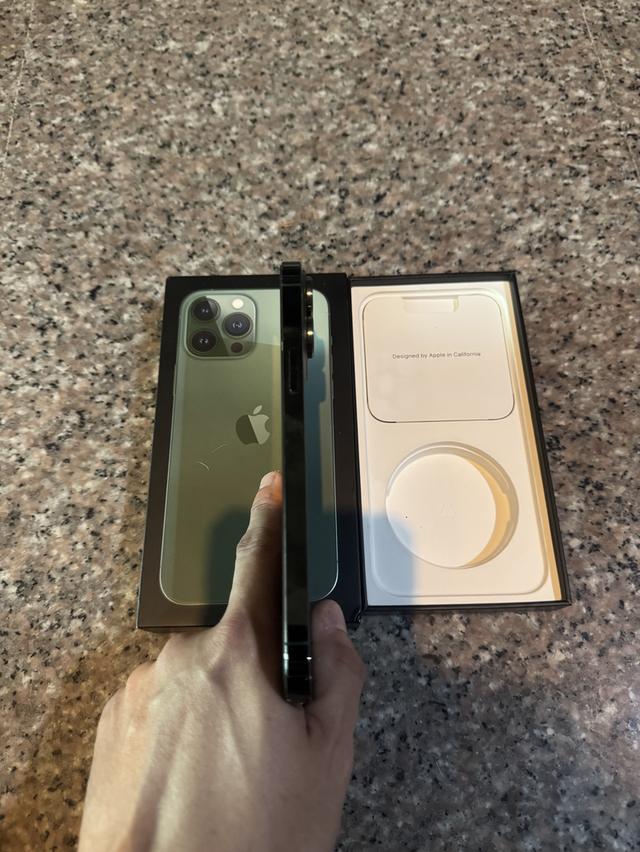 ขายๆๆๆถูกๆๆไอโฟน13ProMaxสีใหม่หายากGreen 256กิ๊กมีกล่องอีมี่ตรงสูนTrueเครื่องรีสโตได้ตลอดไม่มีติดไอคราว Model TH/A สภาพ: 90% ราคา: 13500 มารับเอง 1