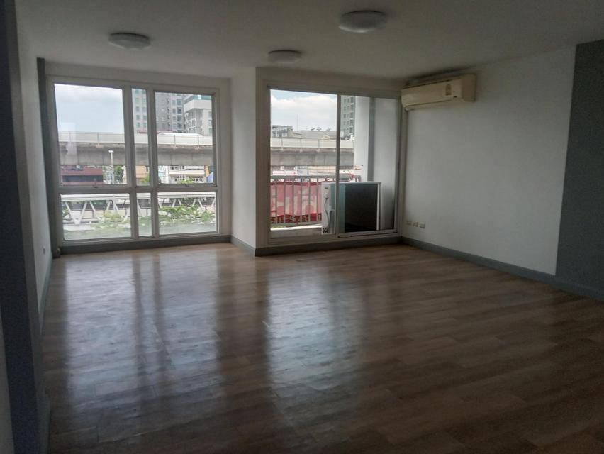 RENT ให้เช่า Home Office 335 sqm ริมถนนติด BTS (S8) วงเวียนใหญ่ฝั่งเข้าสาทร มีที่จอดรถส่วนตัวและส่วนกลาง รปภ. CCTV 0813046950 0658981951 (0897859079) 11