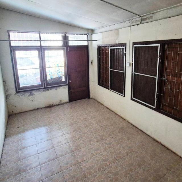 ขายถูก บ้านเดี่ยว44ตรว. ม.โชคชัย ซ.ลาดพร้าว96 ขายตามสภาพ เหมาะซื้อไปรีโนเวท 6