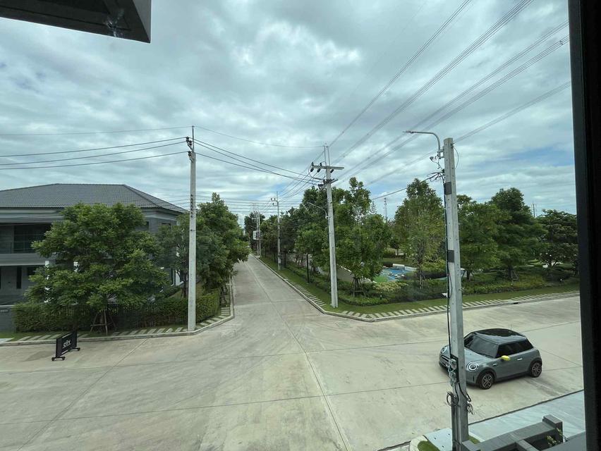 ขายบ้านเดี่ยว THE CITY ดอนเมือง แจ้งวัฒนะ ที่ดิน 106.8 ตารางวา พื้นที่ใช้สอย 416 ตร.ม. 5 ห้องนอน 6 ห้องน้ำ 12