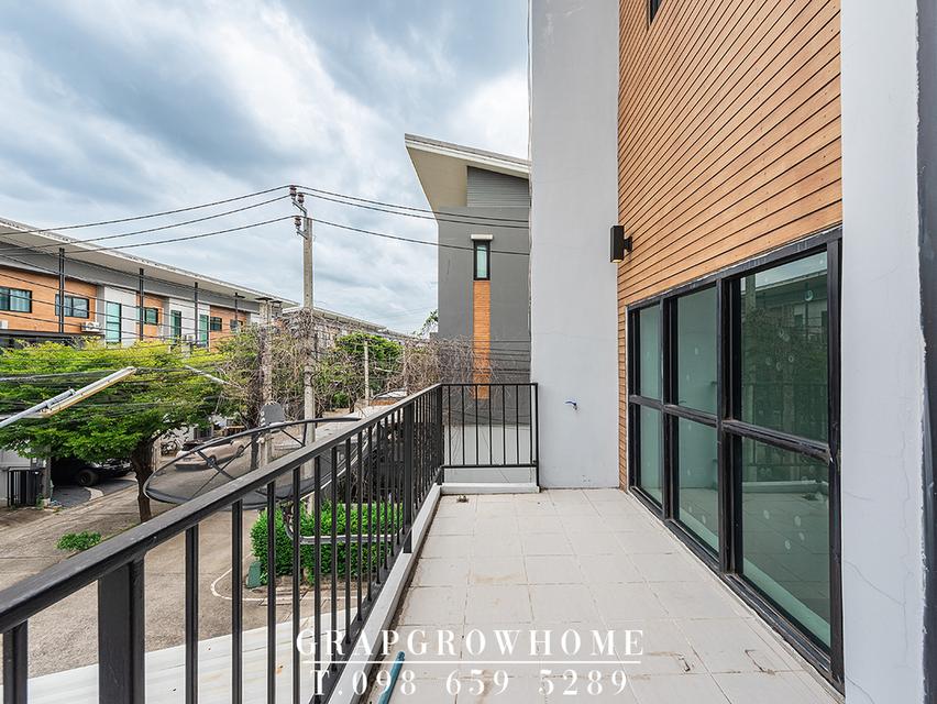 ให้เช่า/ขาย ทาวน์โฮม 3 ชั้น หลังมุม Eco Space บางนา-วงแหวน | เหมาะทำโฮมออฟฟิศ โชว์รูม เก็บสต็อก | ใกล้เมกะบางนา–ทางด่วน–สุวรรณภูมิ 18