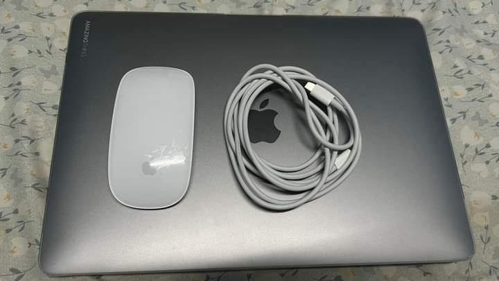 ขาย MacBook Air M1 2020  3