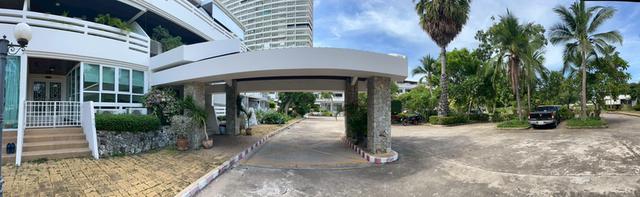 คอนโดทำเลดีเหมาะกับการมาพักผ่อนเดินทางสะดวก ใกล้แหล่งท่องเที่ยวและสิ่งอำนวยความสะดวก ที่ตั้ง:บริเวณใกล้ย่านพัทยาใต้ ใกล้ Walking Street และชายหาดดงตาล 2