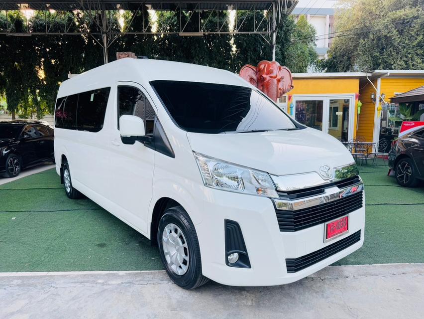 เกียร์ออโต้ Toyota Commuter 2.8 AT 2025  รถใหม่จากป้ายแดง ใช้ 1,xxx กม 2