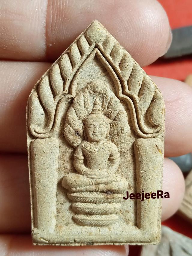 พระขุนแผนหลวงปู่หงษ์สุรินทร์