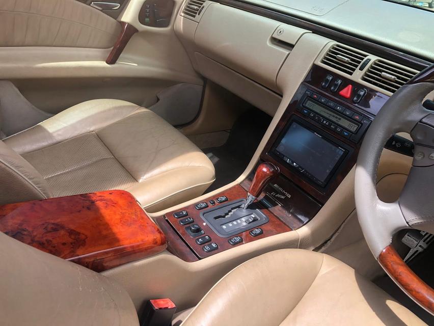 รถยนต์มือสองรถเบนซ์มือสอง รูปที่ 18