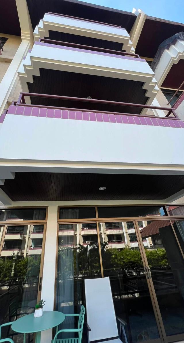 Townhouse for Sale, Soi 52 Pattanakarn 2