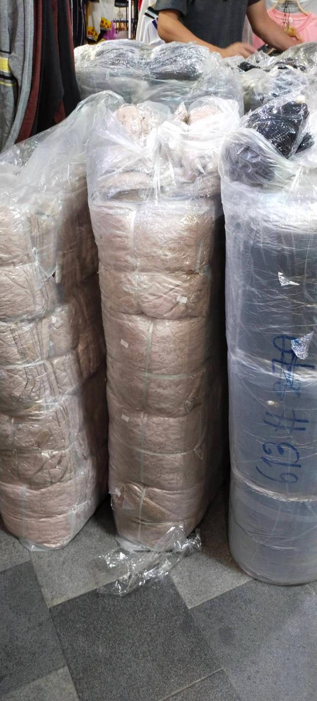 เสื้อผ้า สต๊อกราคาเหมา 10