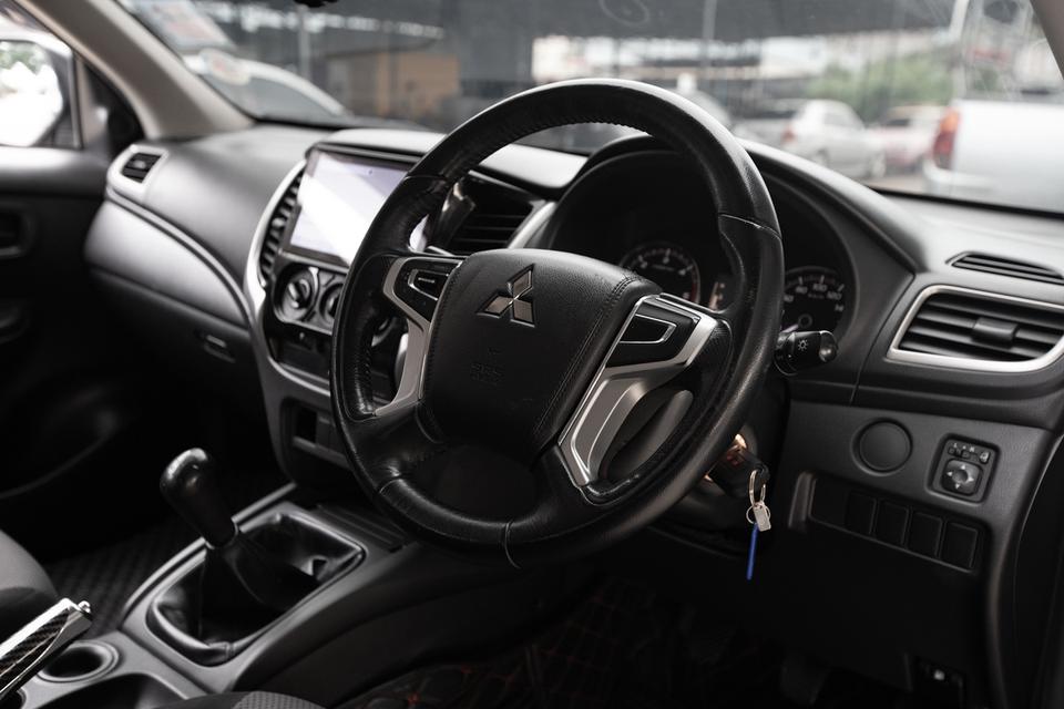 Mitsubishi Triton 2.4GT ปี21 รูปที่ 15