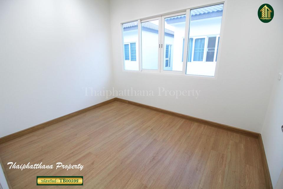 โกลเด้น นีโอ บางนา-กิ่งแก้ว 12