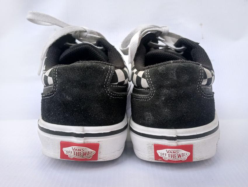 VANS รองเท้าผ้าใบมือสอง น้ำหนักเบา สภาพสวยๆ จัดส่งฟรี! เก็บปลายทาง