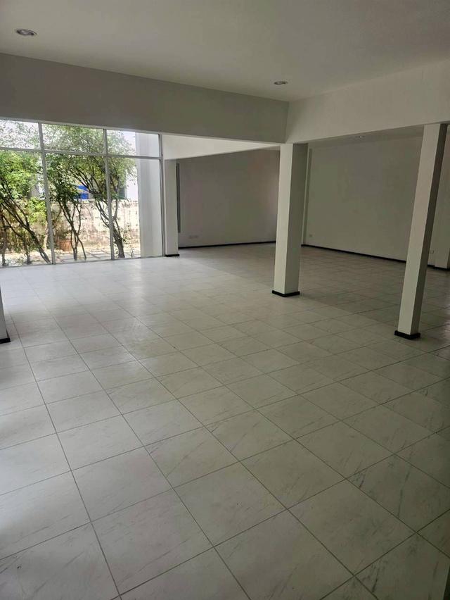 ขาย โนเบิลทารา งามวงศ์วาน 96 ตารางวา 3 ห้องนอน 4ห้องน้ำ ถือกระเป๋าเข้าอยู่ได้เลย เจ้าของขายเอง สนใจติดต่อ 086-8303315 15