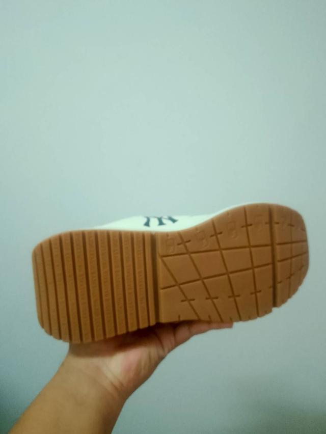 รองเท้าผ้าใบ Bigball Chunky Window Saffiano จาก New York Yankees