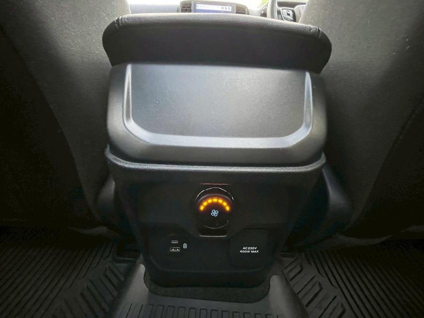 ขาย Ford Everest 2.0Bi-Turbo 4wd ปี22 11