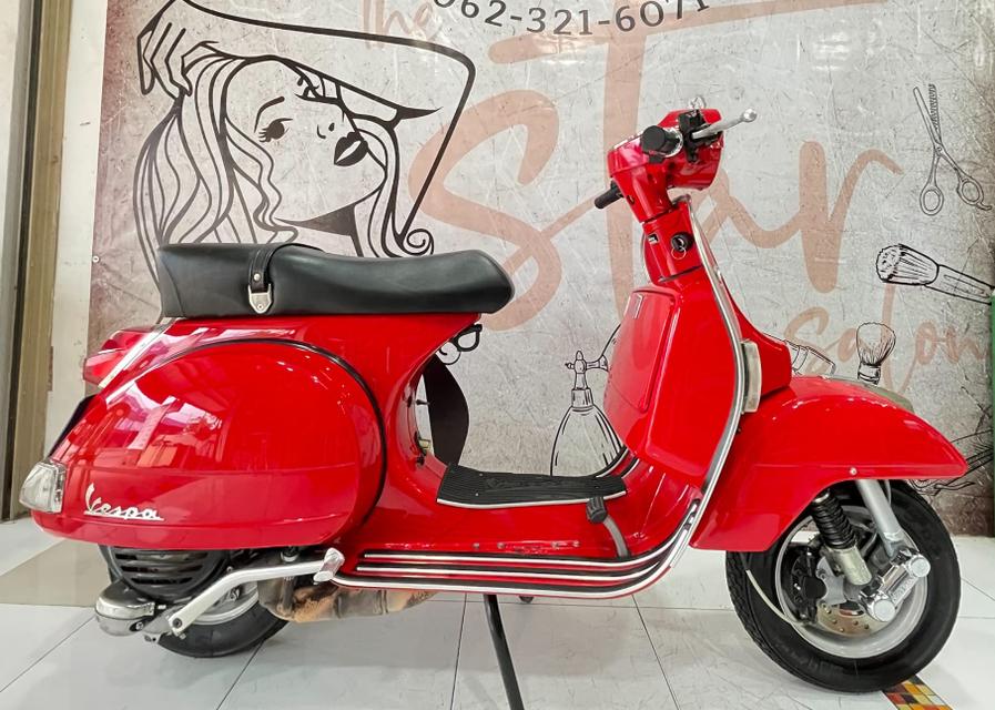 ปล่อยขาย Vespa PX 125 สีแดง