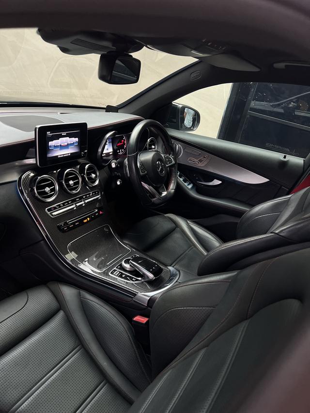 Benz C43 Coupe AMG Dynamic 4