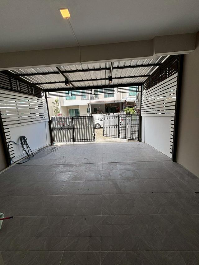 ทาวน์โฮม 2 ชั้น หมู่บ้าน Citysense เพชรเกษม 69 3