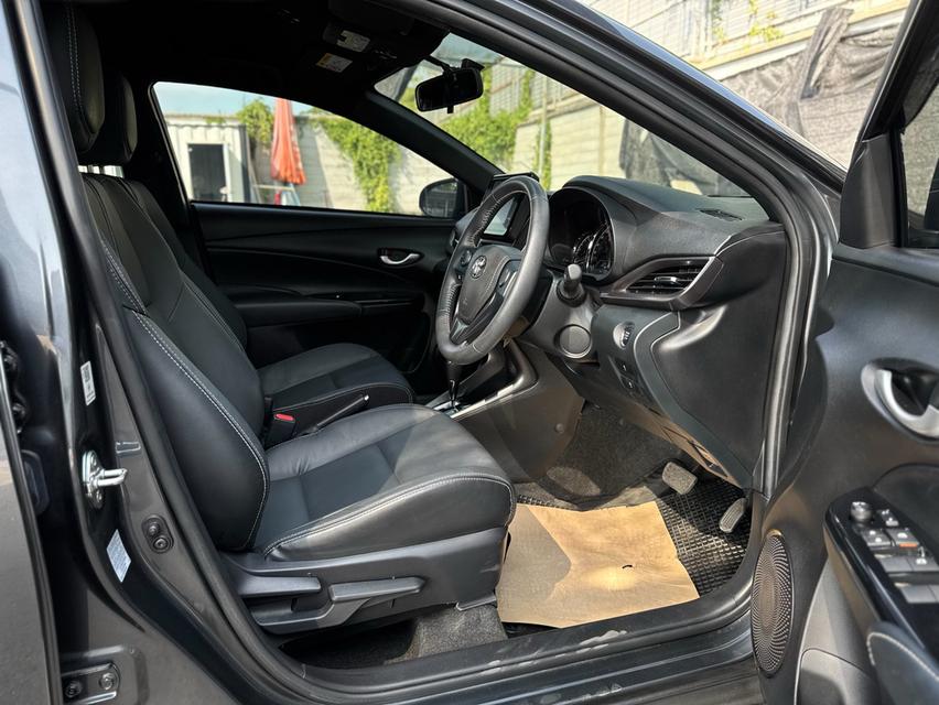 TOYOTA NEW YARIS Hatchback 4dr Smart CVT 4sp FWD 1.2i Y2024 สีเทาดำ ออโต้ รูปที่ 9