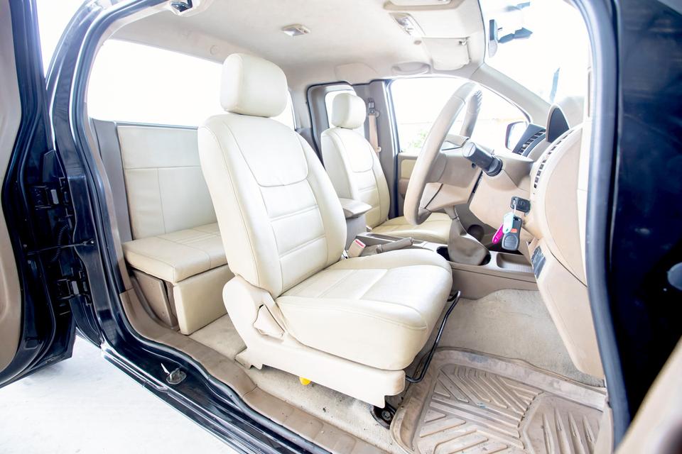 Nissan Navara 2.5di Open Cab เกียร์ธรรมดา ปี 2009 สีดำ 13