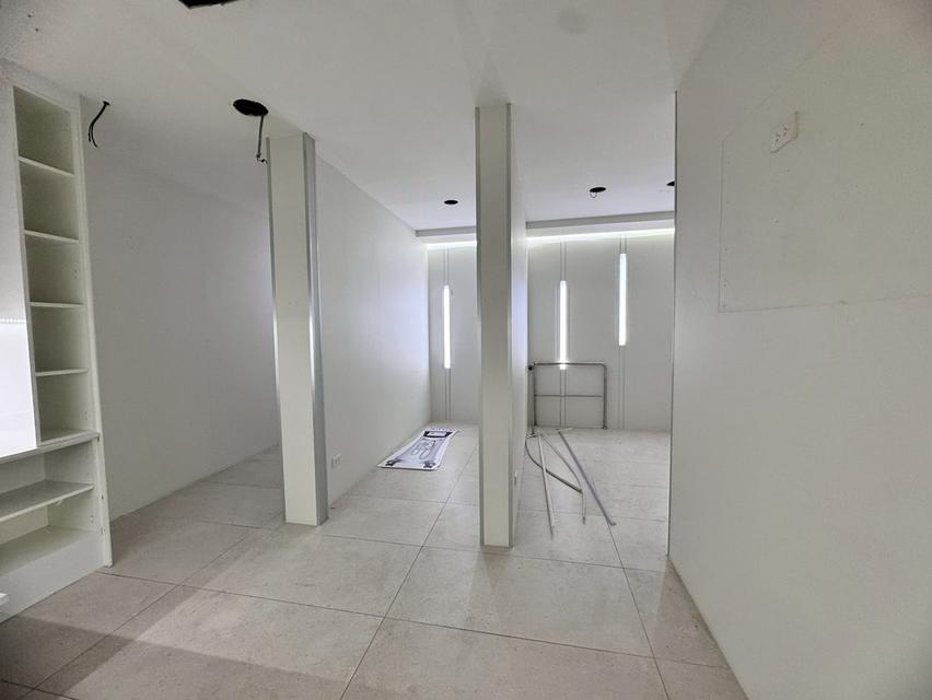 ให้เช่าพื้นที่สำนักงาน ซอยสุขุมวิท 55 (ทองหล่อ 13) ทำเลดีใกล้แหล่งธุรกิจ (N.1974) 14