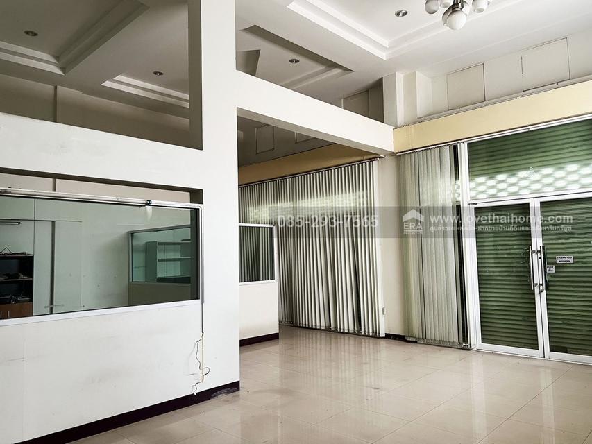 ขายตึกแถว 4.5 ชั้น ติดถนนสามวา โครงการนิรันดร์สิริ เฟส3 มีนบุรี มี 4 คูหา พื้นที่ 123 ตารางวา ทำเลดีมาก ใกล้โรงเรียนเอกบูรพาวิเทศศึกษา 8