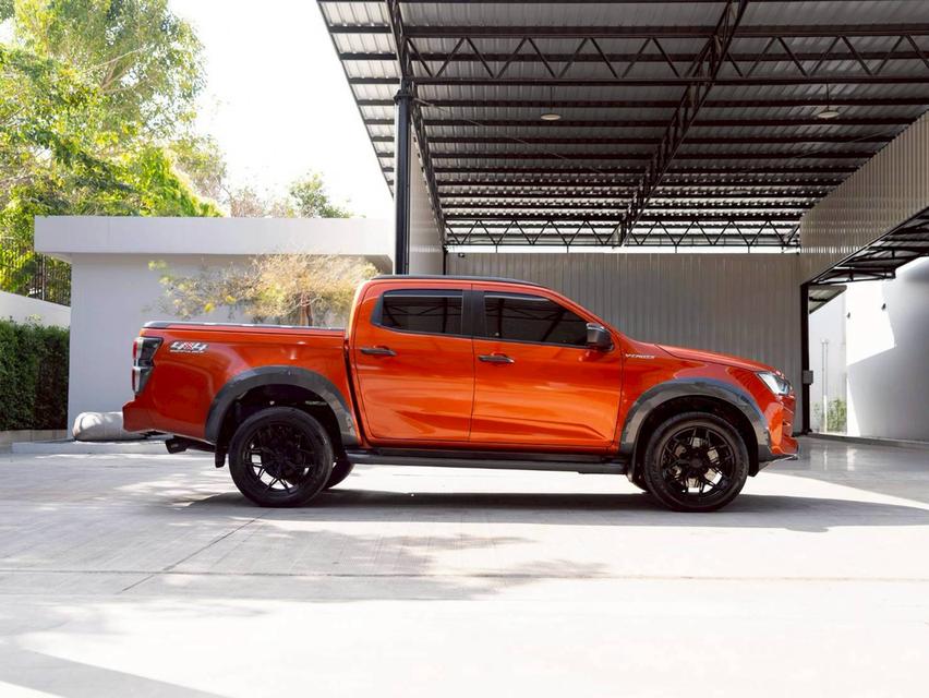 Isuzu Dmax v-cross 3.0M 4wd ปี22 รูปย่อยที่ 4
