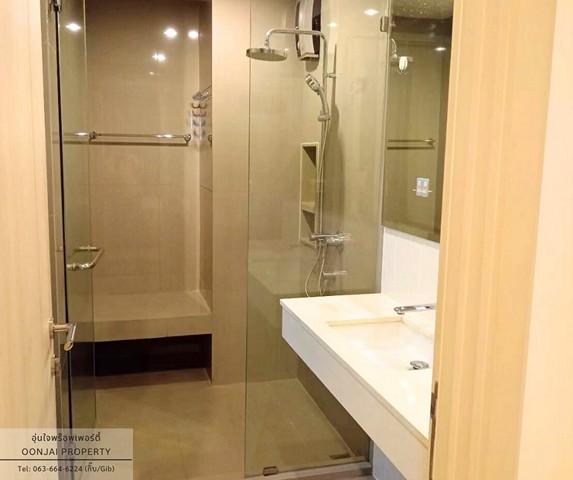 For Rent: Rhythm Sukhumvit 42 - 1 Bed 1 Bath 45 sqm.Prime location, close to BTS Ekamai 250 meters, near Gateway Ekamai  3