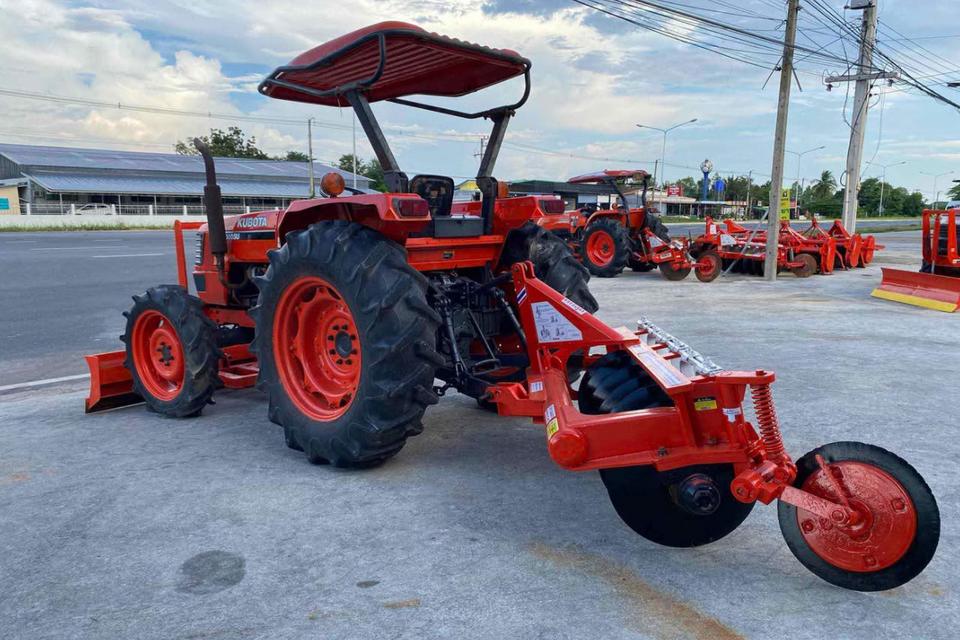 รถไถ Kubota M5000su สภาพมือหนึ่ง 4