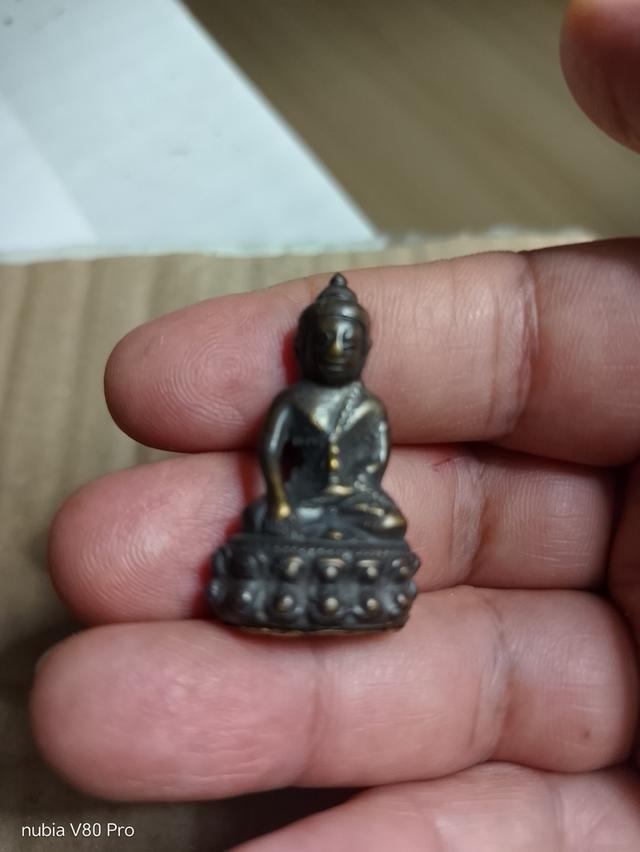 ผมปล่อยด่วนพระกริ่งวัดสุทัศน์ เก่าหายาก 2497 ราคา องค์ละ 500,000 บาท