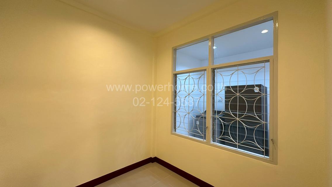 หมู่บ้าน อยู่เจริญ 1 ซอย 14 ต.บึงยี่โถ อ.ธัญบุรี จ.ปทุมธานี 17