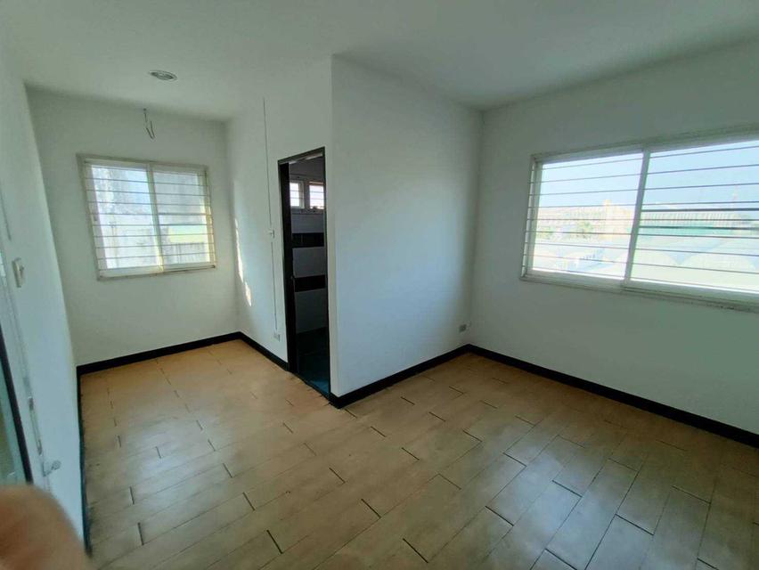 ขายอาคารพาณิชย์ 3 ชั้น หลังมุม ประเวศ สวนหลวง ร.9 (N.644) 9