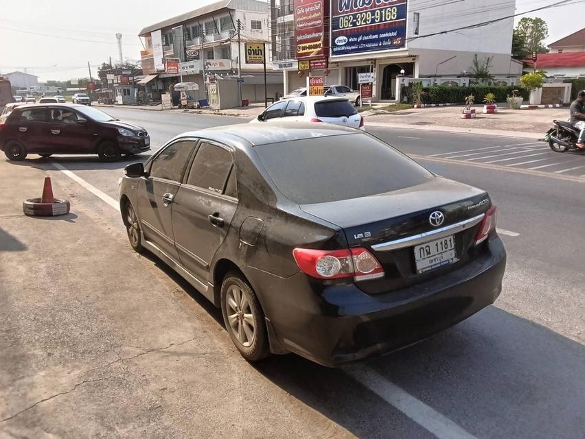 รถเก๋งรถยนต์ขนาดกลาง รูปที่ 7