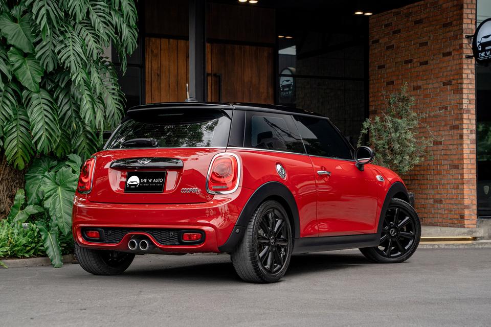 MINI Cooper S ปี 2015❤️‍🔥ตัวจี๊ดดเข้าใหม่! “𝐌𝐈𝐍𝐈 𝐂𝐨𝐨𝐩𝐞𝐫 𝐒” สีแดงเร้าใจ ราคาน่ารัก 2