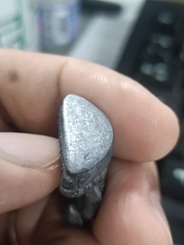 รูปหล่อหลวงพ่อเดิม วัดหนองโพธิ์ เนื้อตะกั่วหัวลูกปืน 7