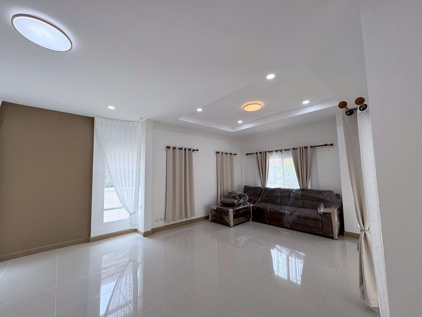 บ้านเดี่ยว สไตล์ผู้ดีเก่า ถ.กสิกรทุ่งสร้าง สวยงาม ได้มาตรฐาน เพียง 2.xx ลบ. 3