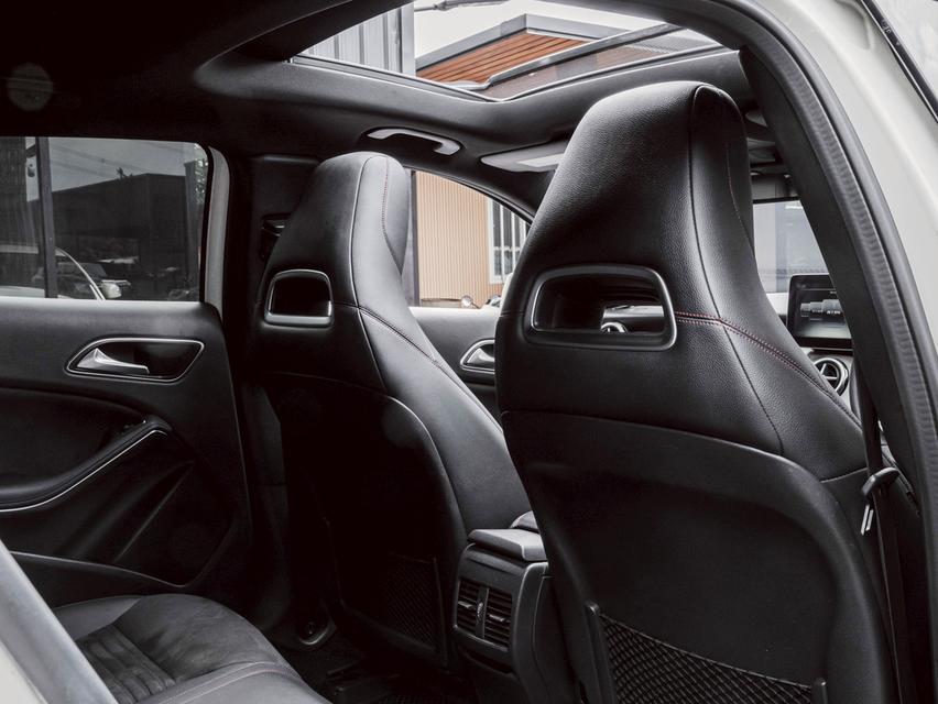 รหัสรถ 67GG159 Mercedes Benz GLA250 AMG Dynamic ปี 2018 18