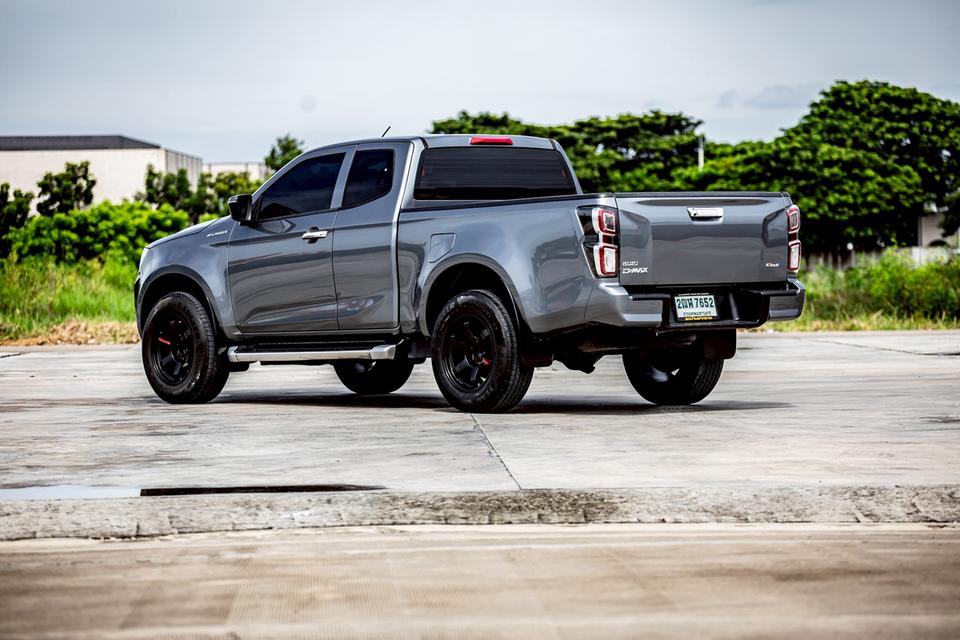 ISUZU D-MAX Hi-lander Cab 1.9 Ddi L ปี 2020 สีเทา มือเดียวป้ายแดง 8