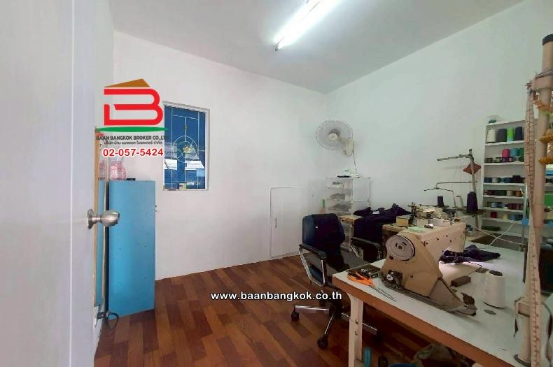 ทาวน์เฮาส์ บ้านพฤกษา 78 เนื้อที่ 18.6 ตร.ว (ฉลองกรุง 53) แขวงลำปลาทิว เขตลาดกระบัง กรุงเทพมหานคร 9