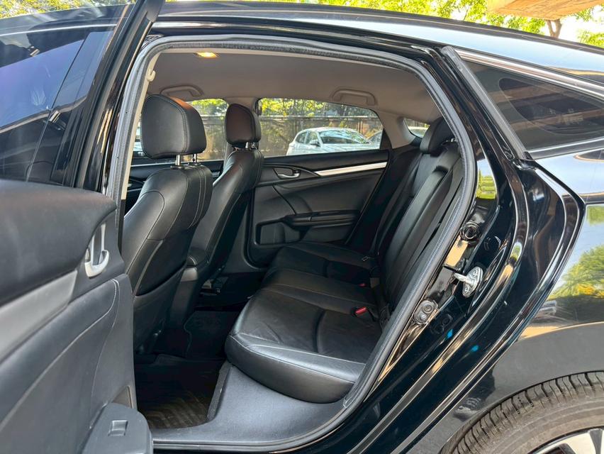 Honda CIVIC 1.5 TURBO RS AT ปี 2016 รูปที่ 16