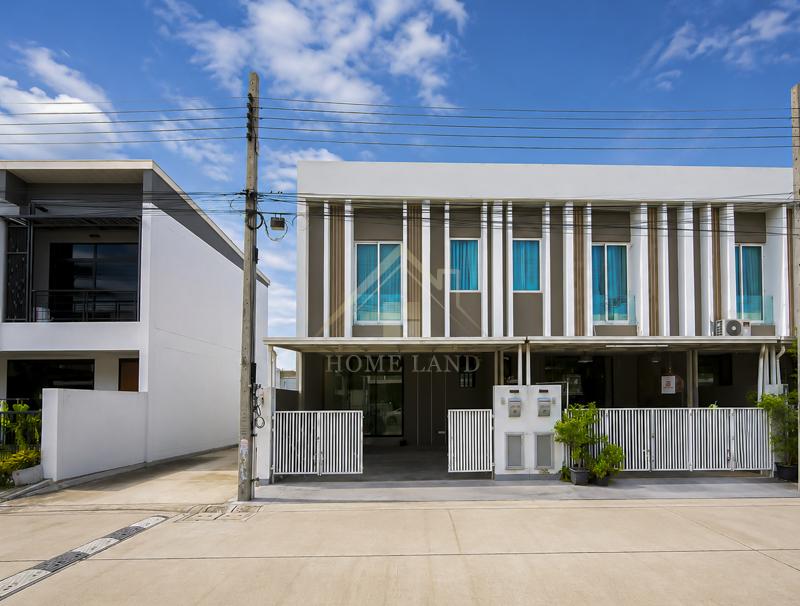 BHL1317 ทาวน์โฮม เดอะ พราว วงแหวน - รามอินทรา ( หลังมุม ถูกสุดในโครงการ ) 1