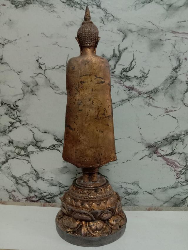 พระบูชาไม้แกะทาทองเก่า องค์พระพิมพ์ยืนปางอุ้มบาตร องค์พระขนาดสูง13นิ้ว สภาพสวยสมบูรณ์ 6