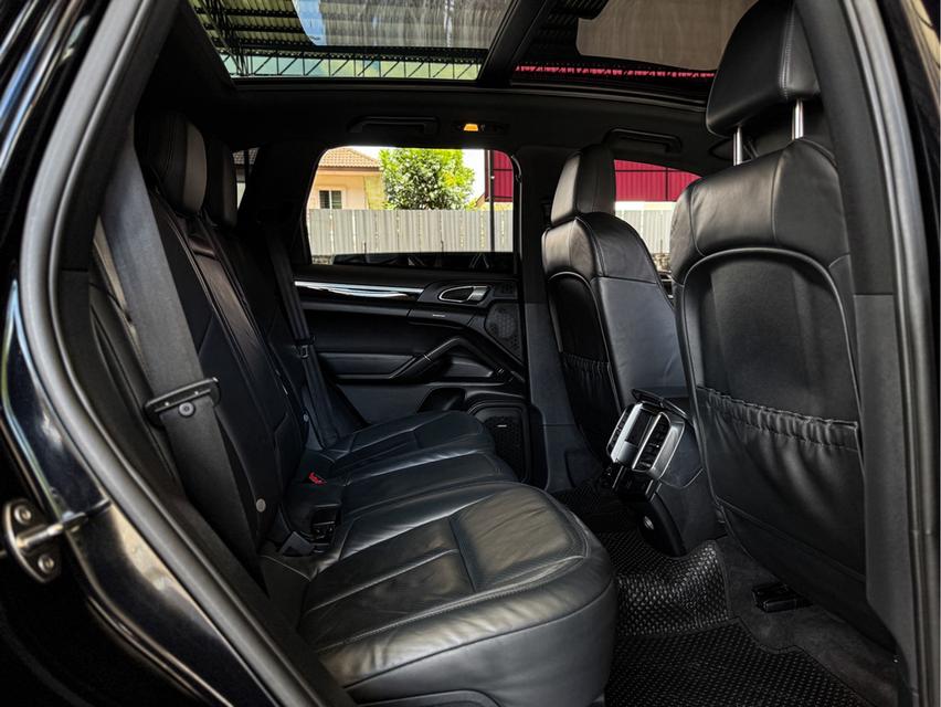 2010 จดทะเบียน 2011 PORSCHE CAYENNE S​, 3.0 HYBRID 9