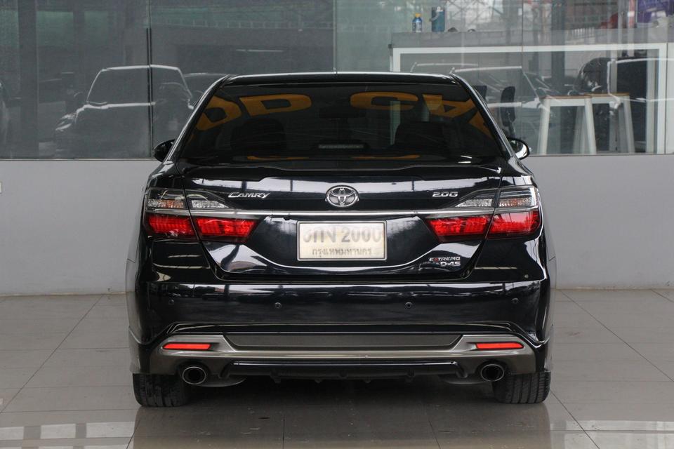 Toyota Camry 2.0G Extremo  4