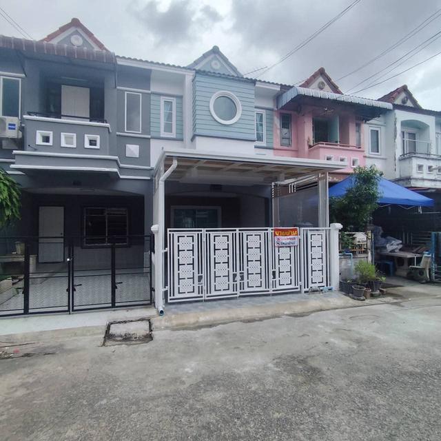 ขายทาวน์เฮ้าส์ 2ชั้น 16ตรว.นีโนเวท เฟอร์นิเจอร์ครบชุดพร้อมอยู่โอนฟรี 2