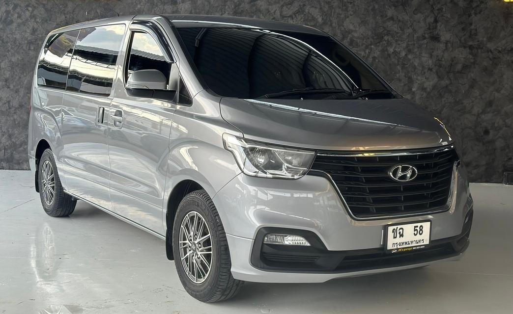 Hyundai H1 Touring 2019 รหัส JRS58