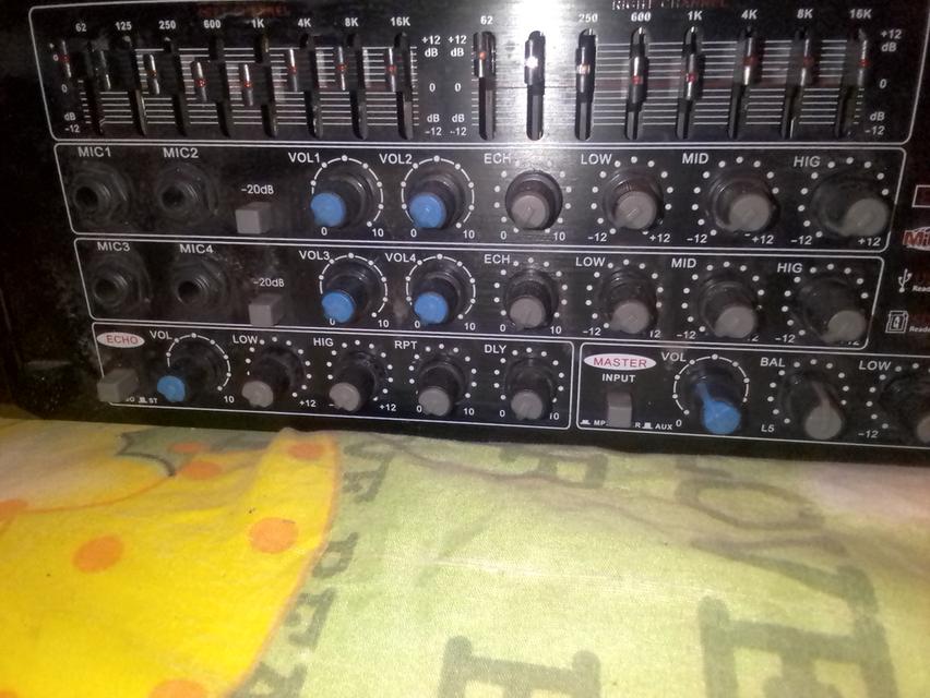 แอมป์ขยายเสียง มือ2 เหมือนใหม่ 2