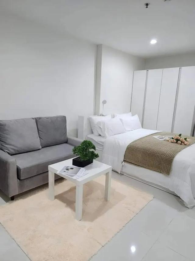 คอนโดหรูให้เช่าถูก Regent Home 18 Chaengwattana Laksi 7