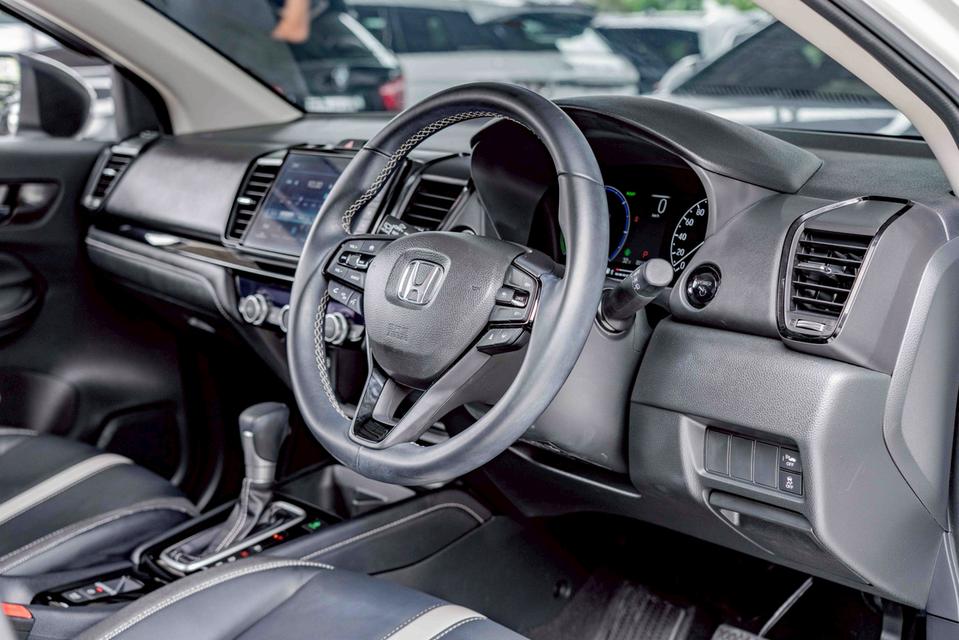 รหัสรถ NP2681 HONDA CITY 1.5SV EHEV HATCHBACK 2025 13