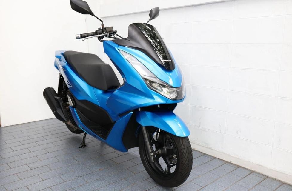 Honda PCX สีฟ้า 3