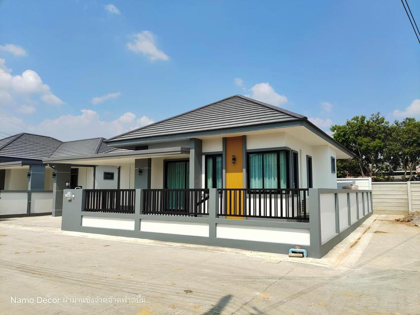บ้านเดี่ยวสไตล์โมเดิร์น บรรยากาศร่มรื่น ไม่มีค่าส่วนกลาง 2